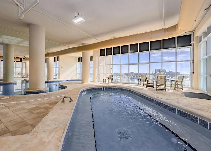 Phoenix Gulf Towers 2502 Apartment
